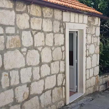 Apartman Paradiso شقة *